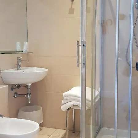 Enrico Hotel 3*