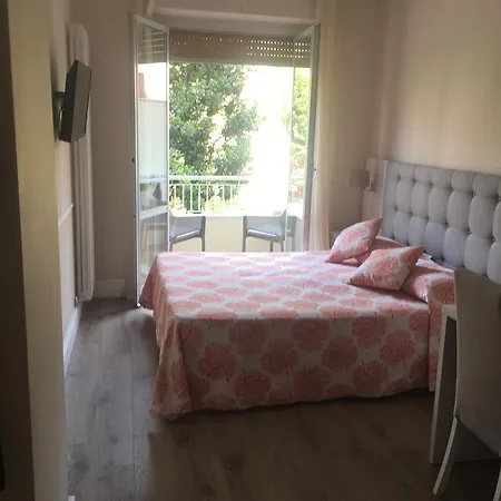 Enrico Hotel Alassio