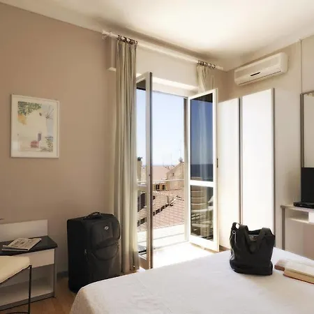 Enrico アラッシオ