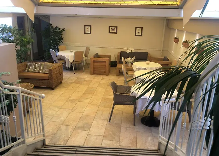 Enrico Hotel